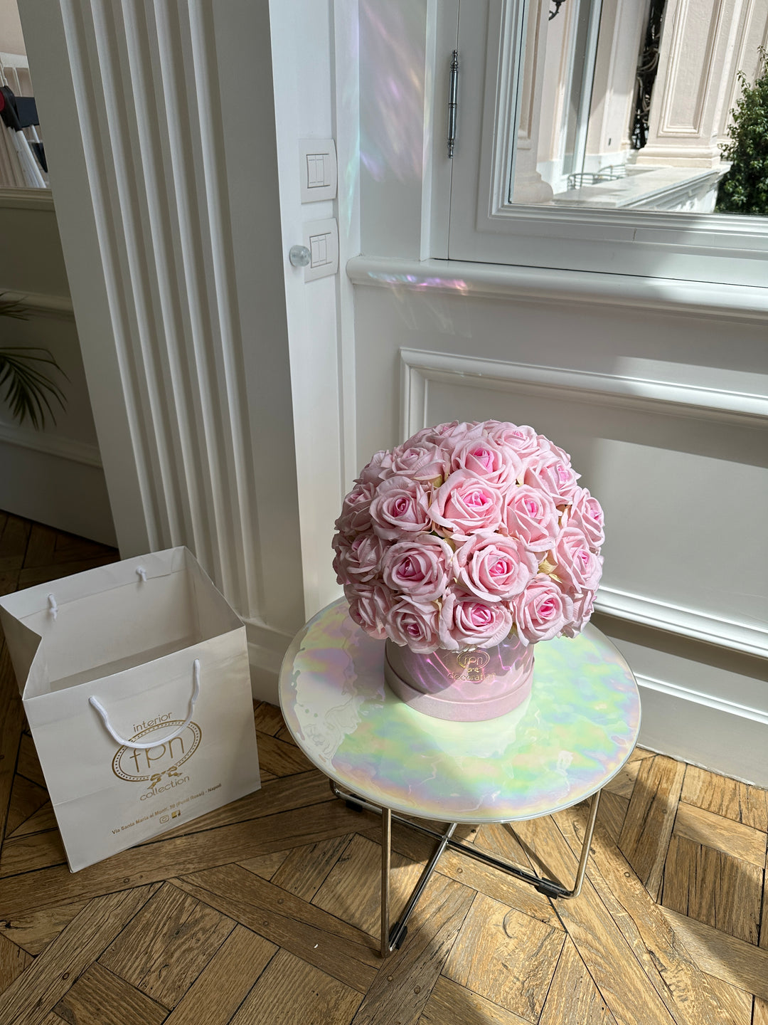 FLOWERY BOX COMPOSTA CON ROSE ARTIFICIALI ROSA-DISPONIBILE IN DUE DIMENSIONI