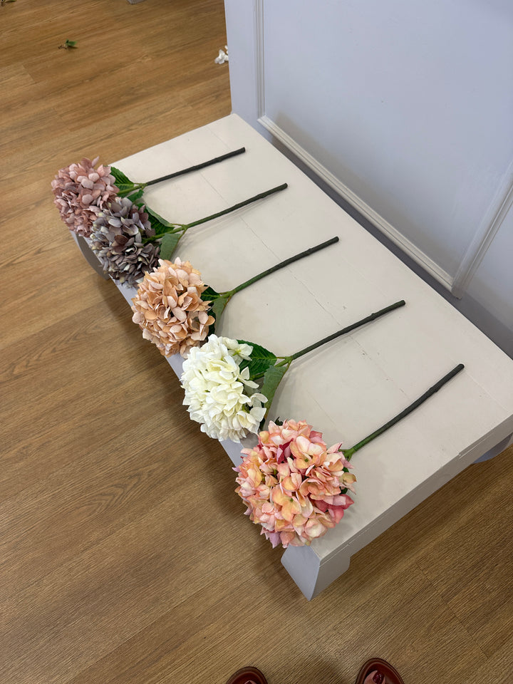 ORTENSIE-AUTUNNALI-H40cm sagomabili-disponibili in 5 colorazioni.