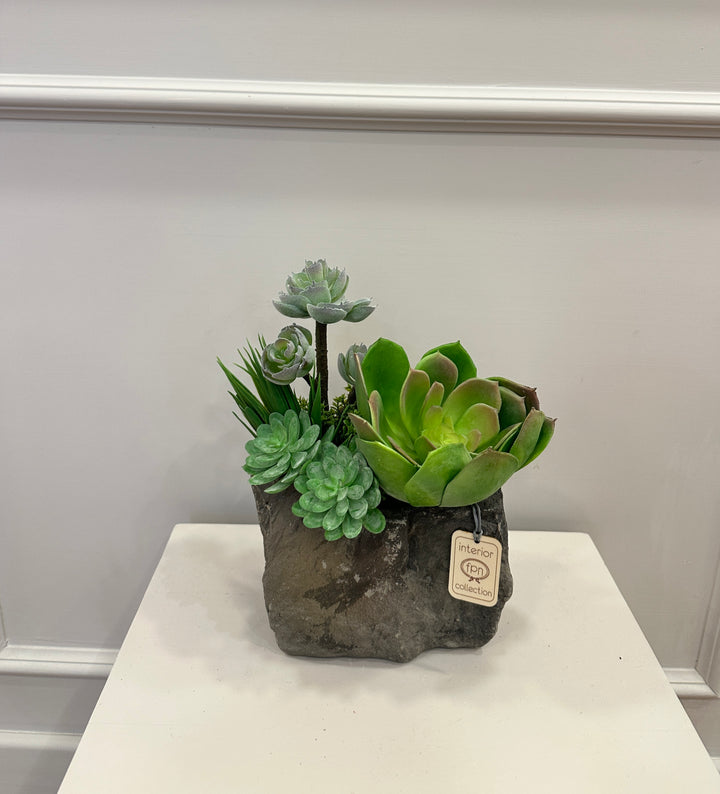 PIANTA-SUCCULENTA-ARTIFICIALE-COMPOSTA IN VASO DI PIETRA-dimensioni-24cm x H28