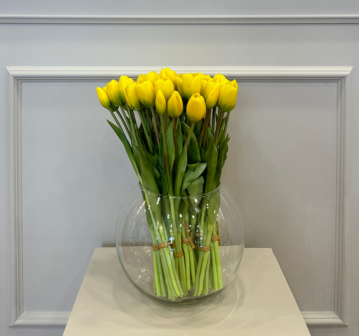 Sfera in vetro-COMPOSTA DA 10 fasci di tulipani-dimensione-70 x 60 disponibile in 3 colorazioni.