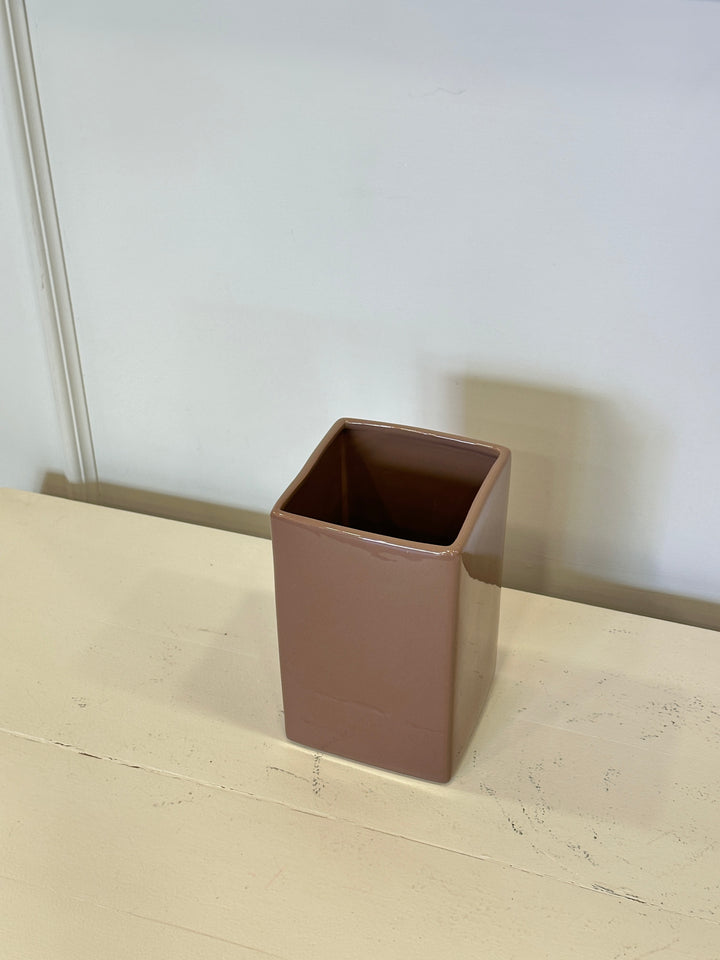 VASO-SMALTATO-MARRONE-H20cm x 14