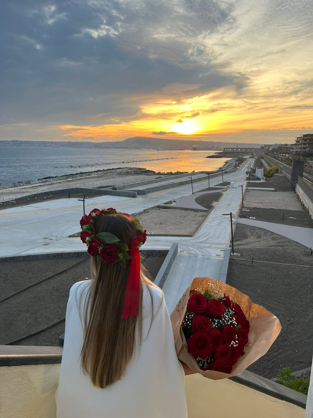 Coroncina rose rosse