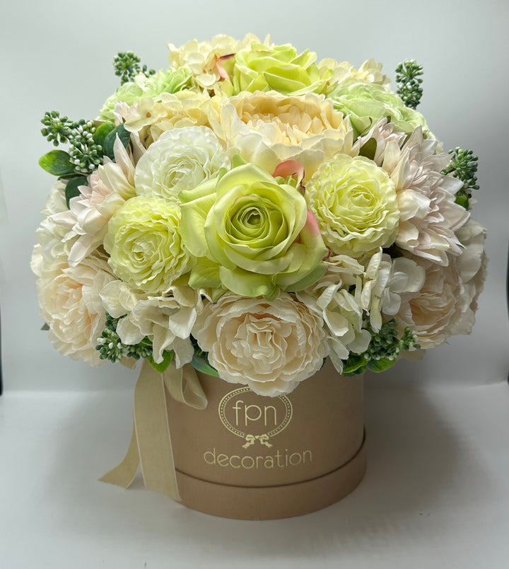 FLOWERY BOX -  bianco e verde con base color beige