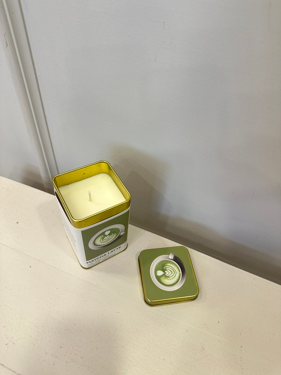 CANDELE-DISPONIBILI IN DUE FRAGRANZE