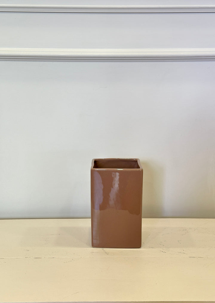 VASO-SMALTATO-MARRONE-H20cm x 14