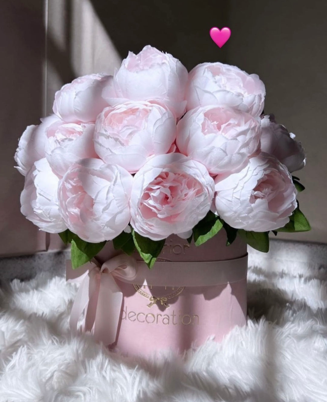 Flowery box in velluto rosa  con   Peonie  💗