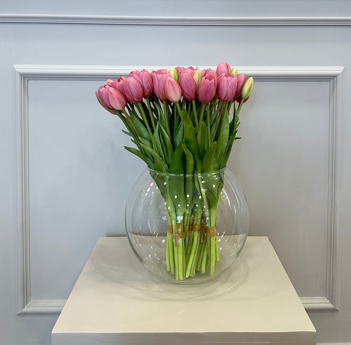 Sfera in vetro-COMPOSTA DA 10 fasci di tulipani-dimensione-70 x 60 disponibile in 3 colorazioni.
