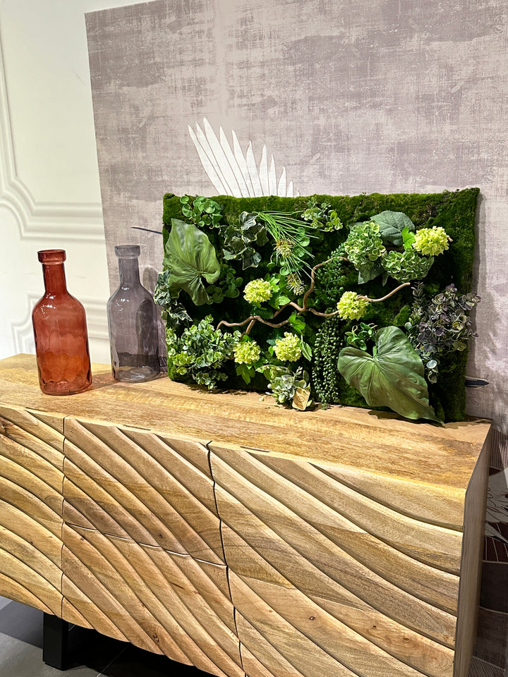 QUADRO VEGETALE COMPOSTO CON BASE DI MUSCHIO ARTIFICIALE E APPLICAZIONE DI FOGLIAME ARTIFICIALE DI ALTA QUALITÀ CON INSERTO DI NOCCIOLO CONTORTO-DIMENSIONE 80x50