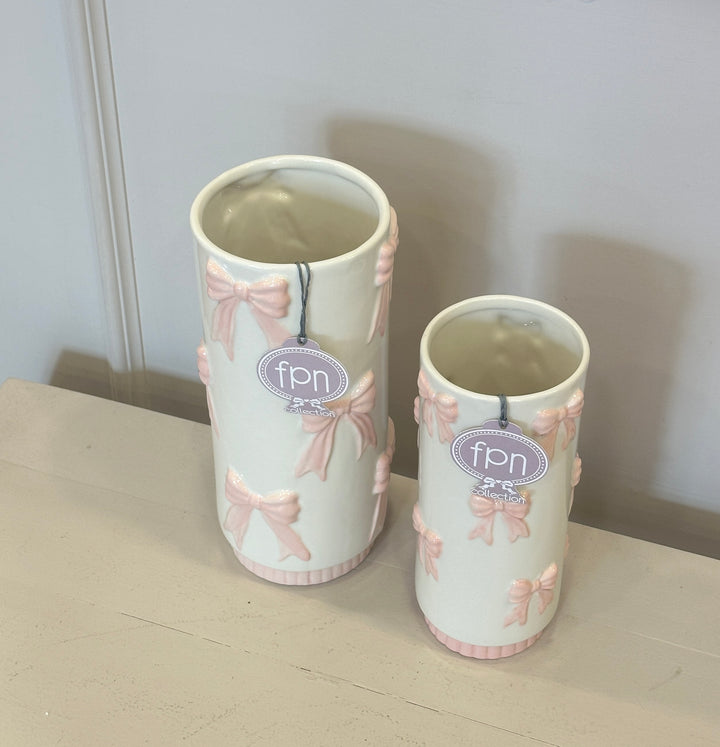 Vaso in ceramica-lavorazione con fiocchi-disponibile in due dimensioni.