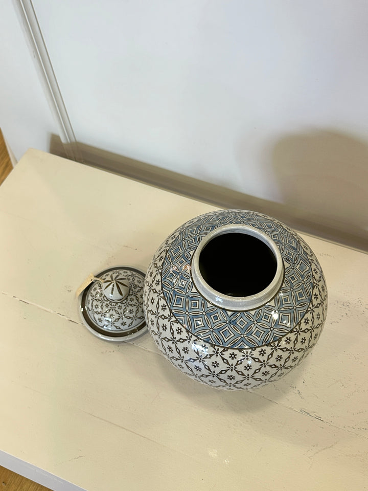 POUTISCHE-DECORATA-TONI GIAPPONESI-H34 x 22