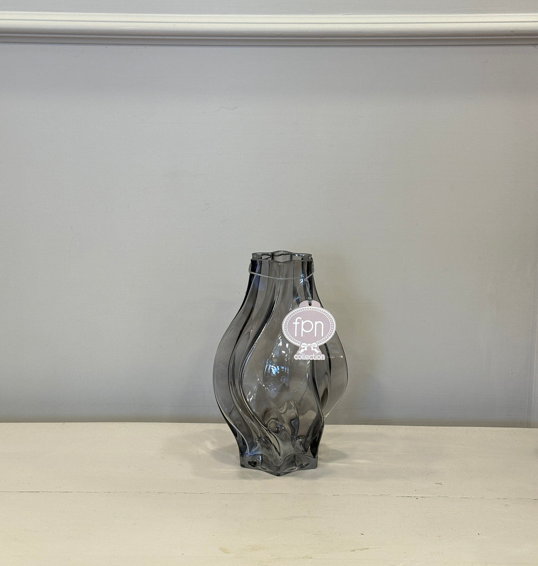 VASO-IN VETRO-SEMITRASPARENTE NERO-H23cm x D13cm
