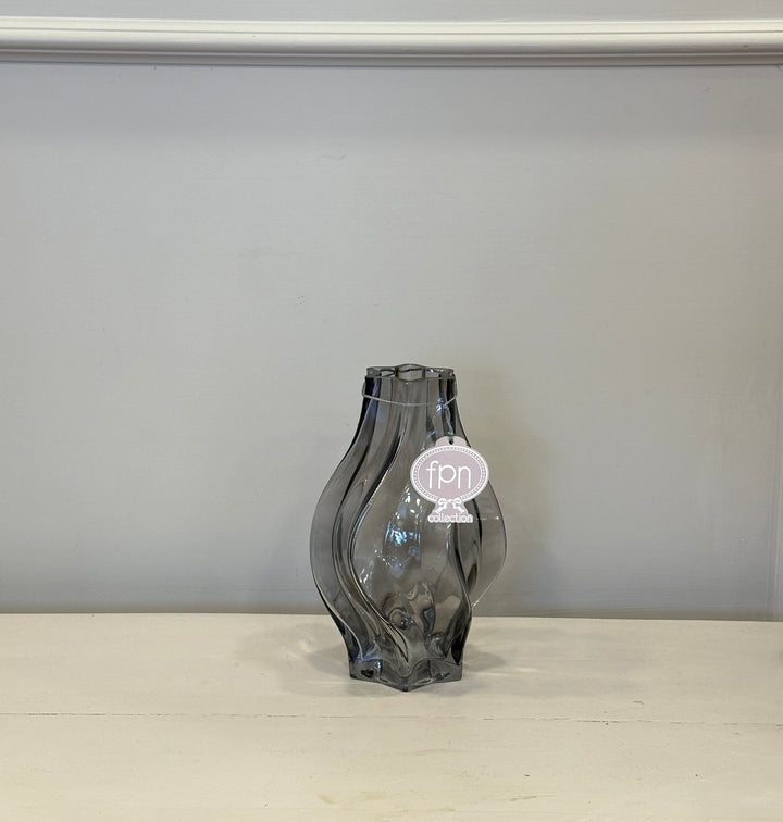 VASO-IN VETRO-SEMITRASPARENTE NERO-H23cm x D13cm