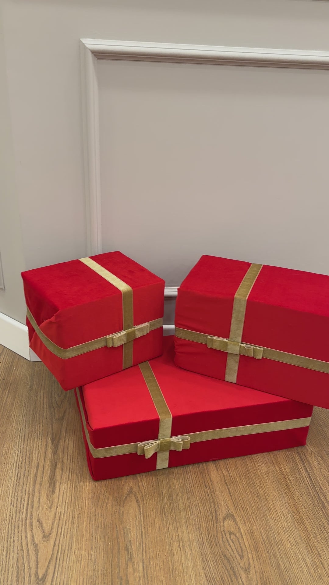 PACCHI-REGALO REALIZZATI IN VELLUTO-DISPONIBILI IN 3 MISURE